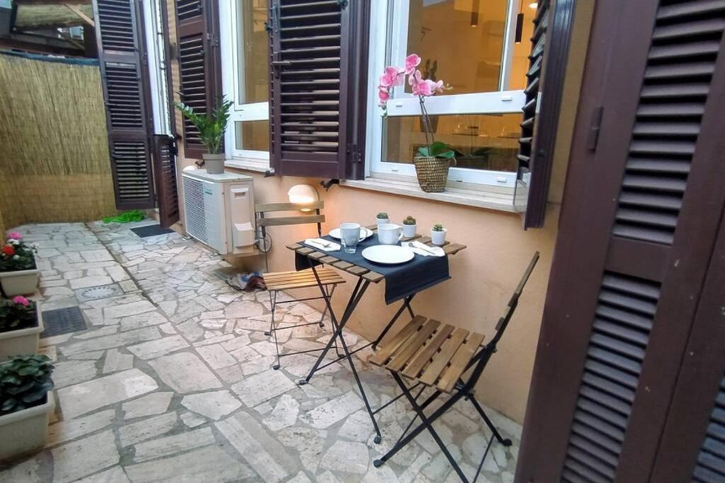 Elegante Open Space Con Vasca Idromassaggio A Trastevere Exteriör bild