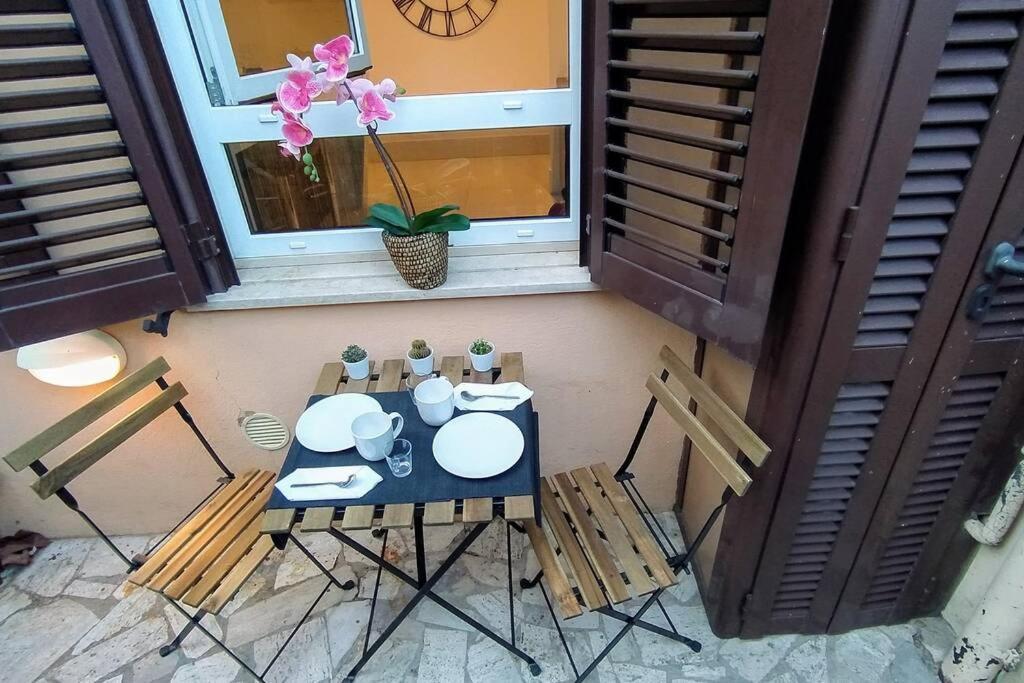 Elegante Open Space Con Vasca Idromassaggio A Trastevere Exteriör bild
